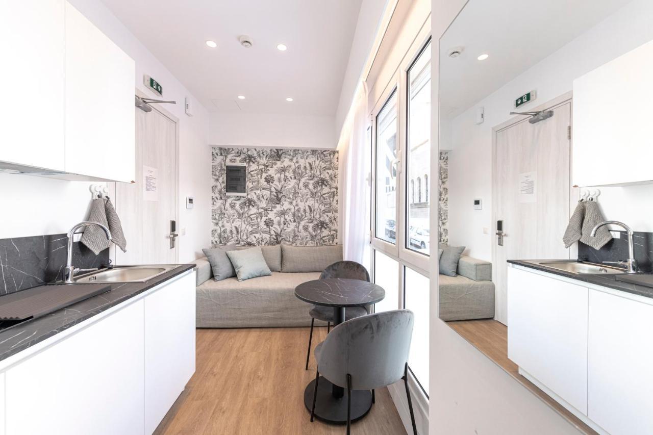 Phaedrus Living Executive Kriel Suites 001 Athen Exterior foto